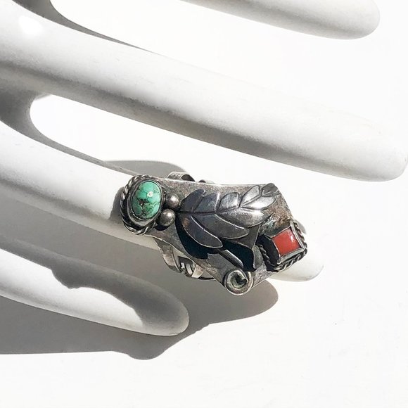 Vintage Old Pawn Large Sterling Turqoise Ring 7.5 - Picture 4 of 4